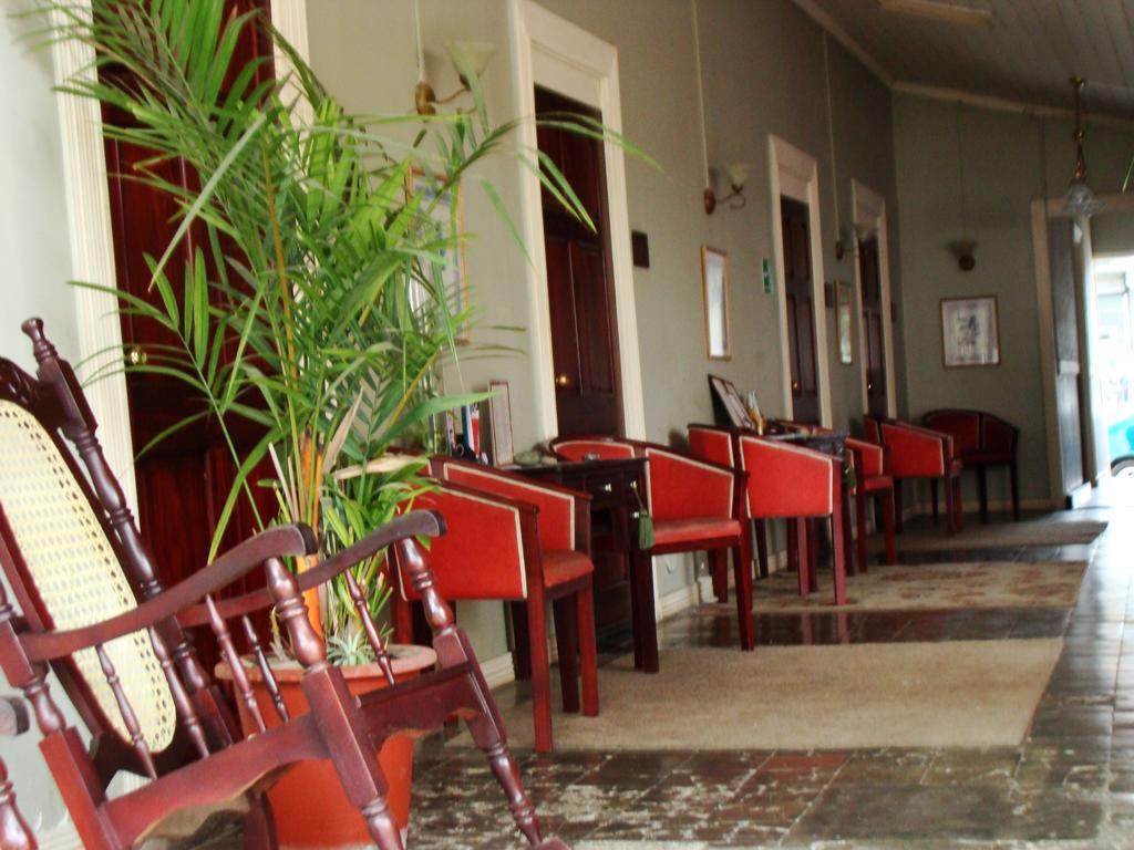 Hotel Liberia Extérieur photo